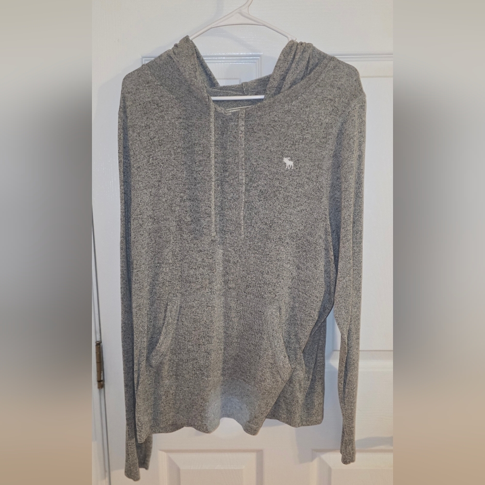 Abercrombie & Fitch Heather Gray Hooded Sweater